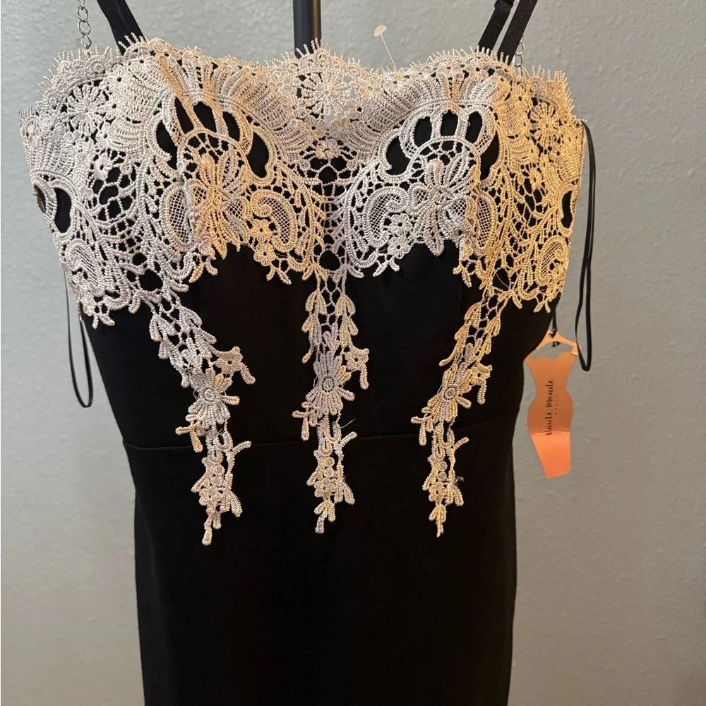 Haute Monde Black and White Lace-Trim Strapless Mini Dress - Picture 2 of 6